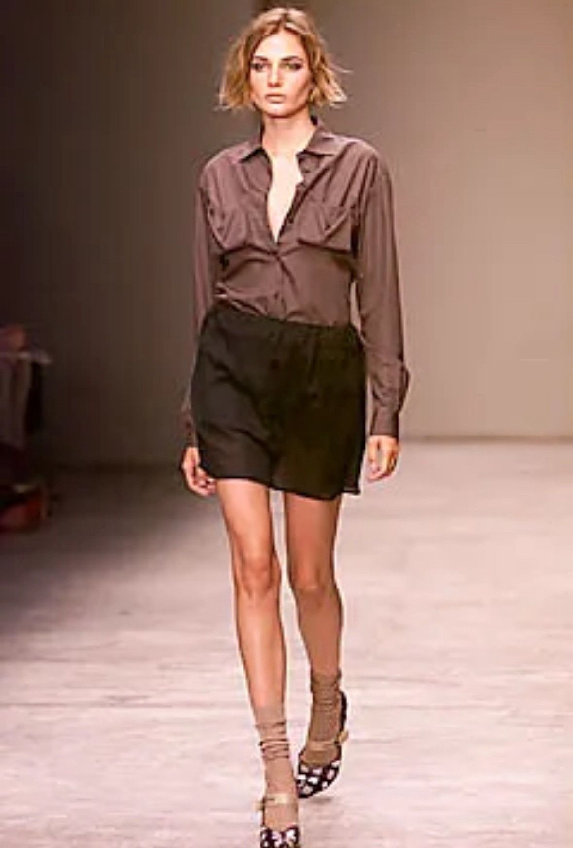 Miu Miu SS01 RUNWAY Button Shirt Size XS / US 0-2 / IT 36-38 - 1 Thumbnail