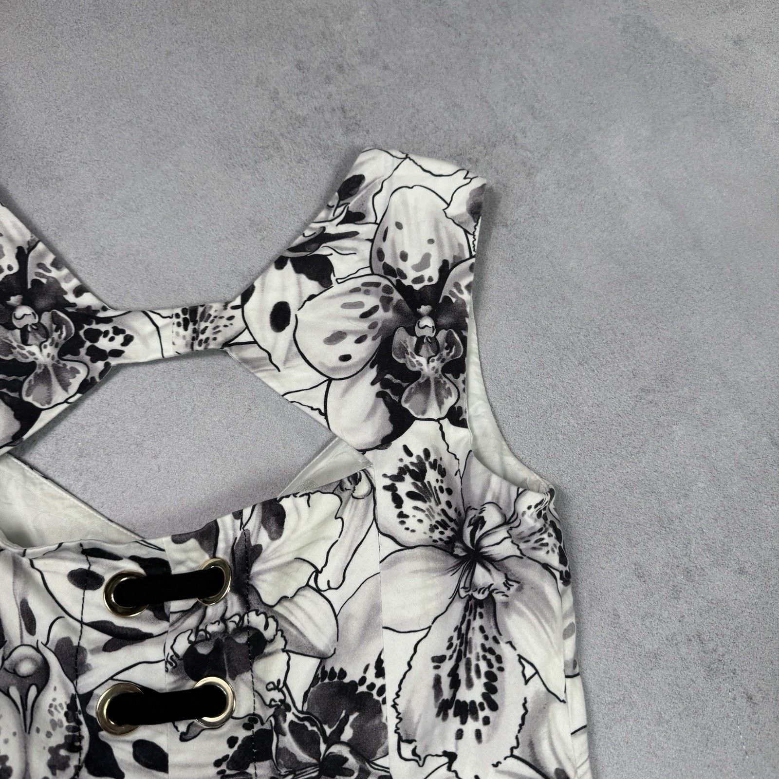 Versace Versace Women Mini Dress Short Flower Print White Size 44 Size M / US 6-8 / IT 42-44 - 18 Thumbnail