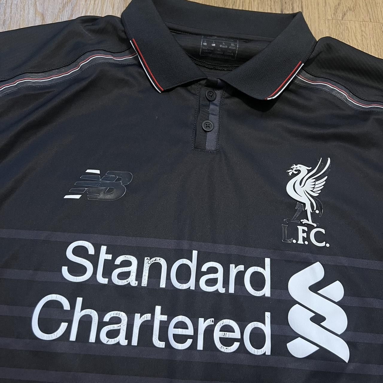 New Balance 2015-16 Liverpool New Balance Football Shirt Premier League Size US L / EU 52-54 / 3 - 3 Thumbnail