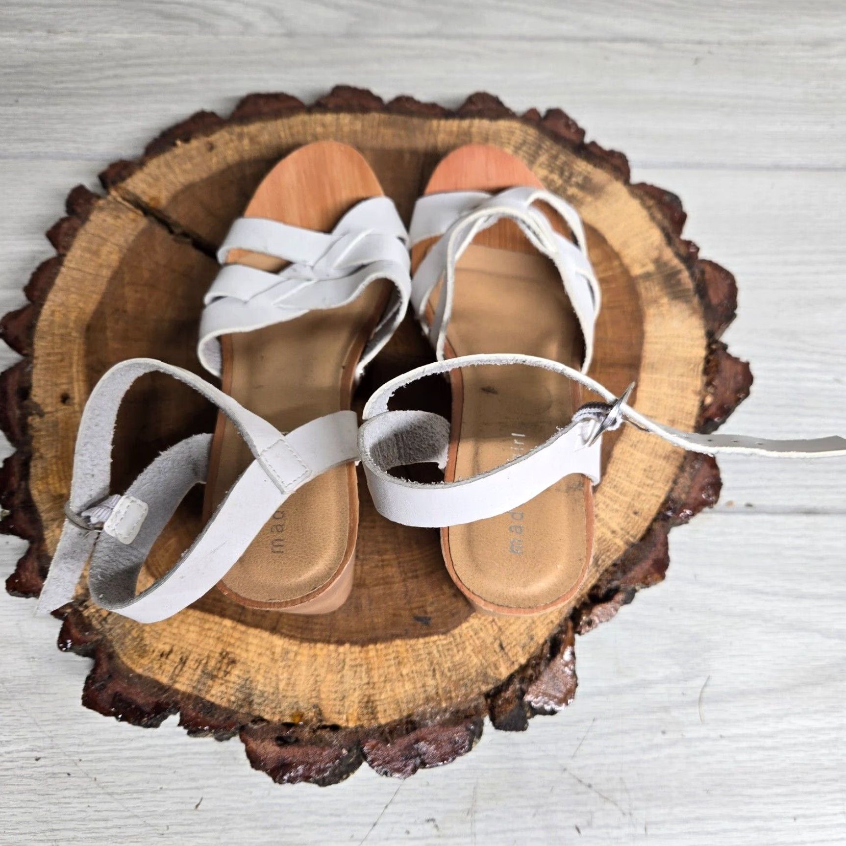 Vintage Madden Girl White Beige Dress Sandals Shoes Adult Women's 10 Medium Size L / US 10 / IT 46 - 5 Thumbnail