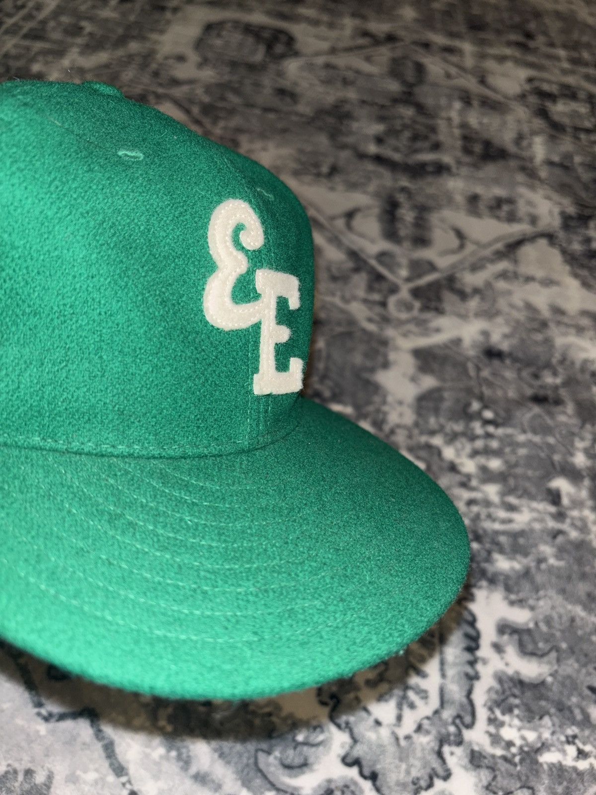 Eric Emanuel Eric Emmanuel Vintage MLB Hat Size ONE SIZE - 4 Thumbnail