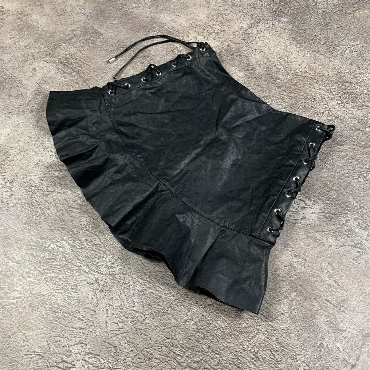 Vintage Y2K Black Ruched Mini Skirt Avant Garde Punk Wide Leg 27 Size 27" / US 4 / IT 40 - 4 Thumbnail