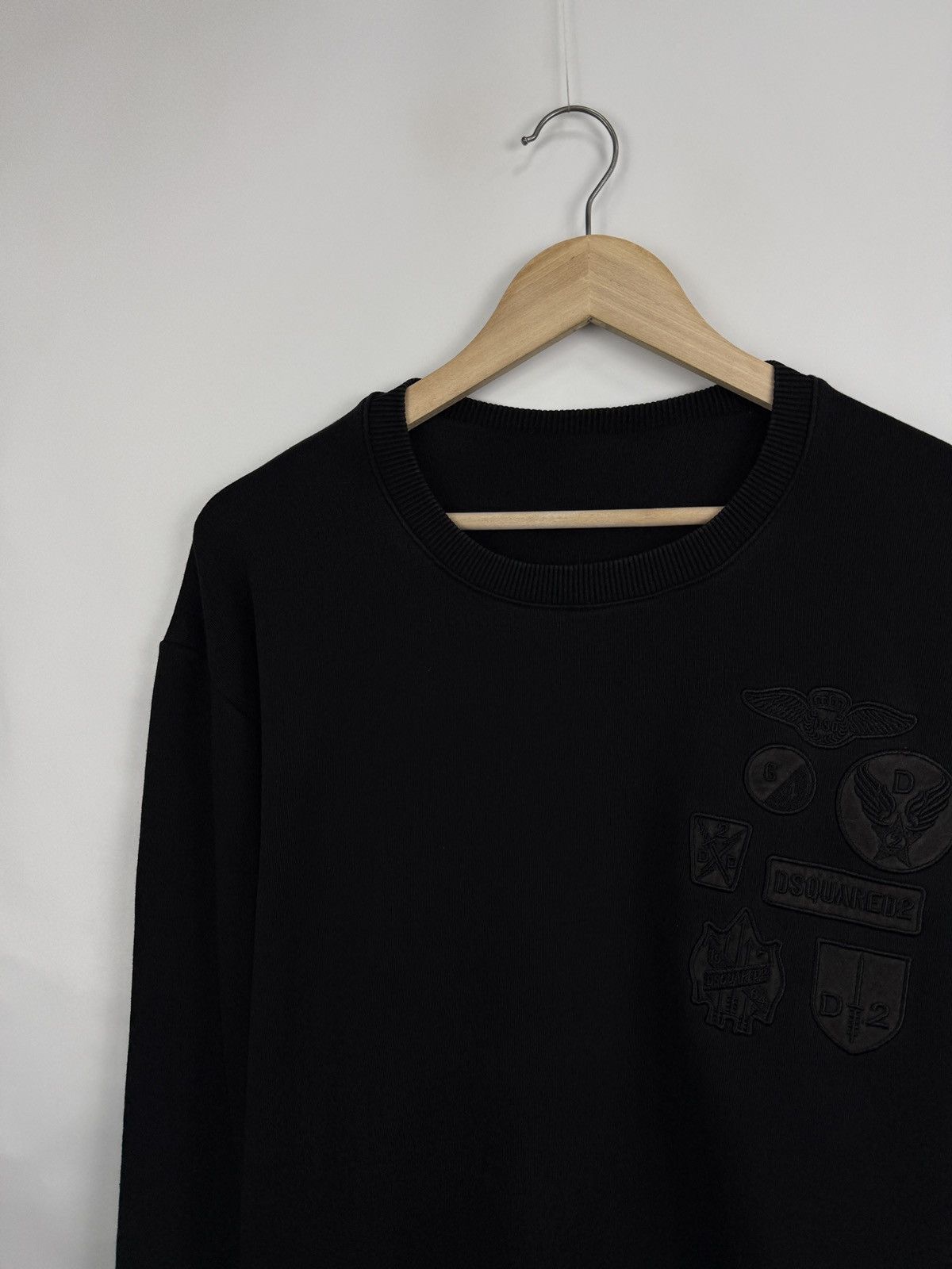 Dsquared2 🇮🇹 Dsquared2 Army Embossed Logo Art Sweatshirt Y2K Rare Retro Size US L / EU 52-54 / 3 - 4 Thumbnail