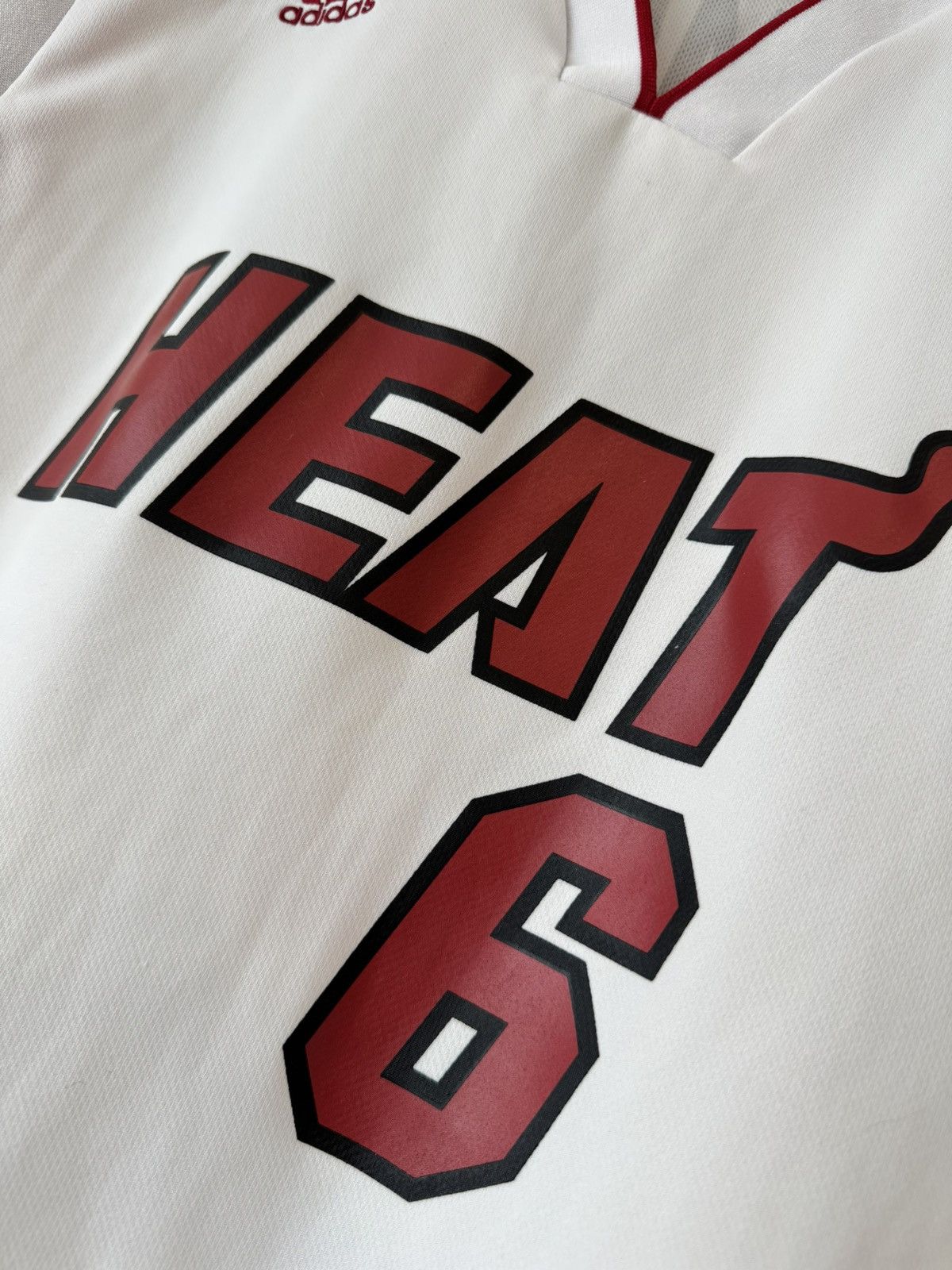 Adidas James #6 Miami Heat Basketball Jersey NBA Shirt Kit Size US M / EU 48-50 / 2 - 9 Thumbnail