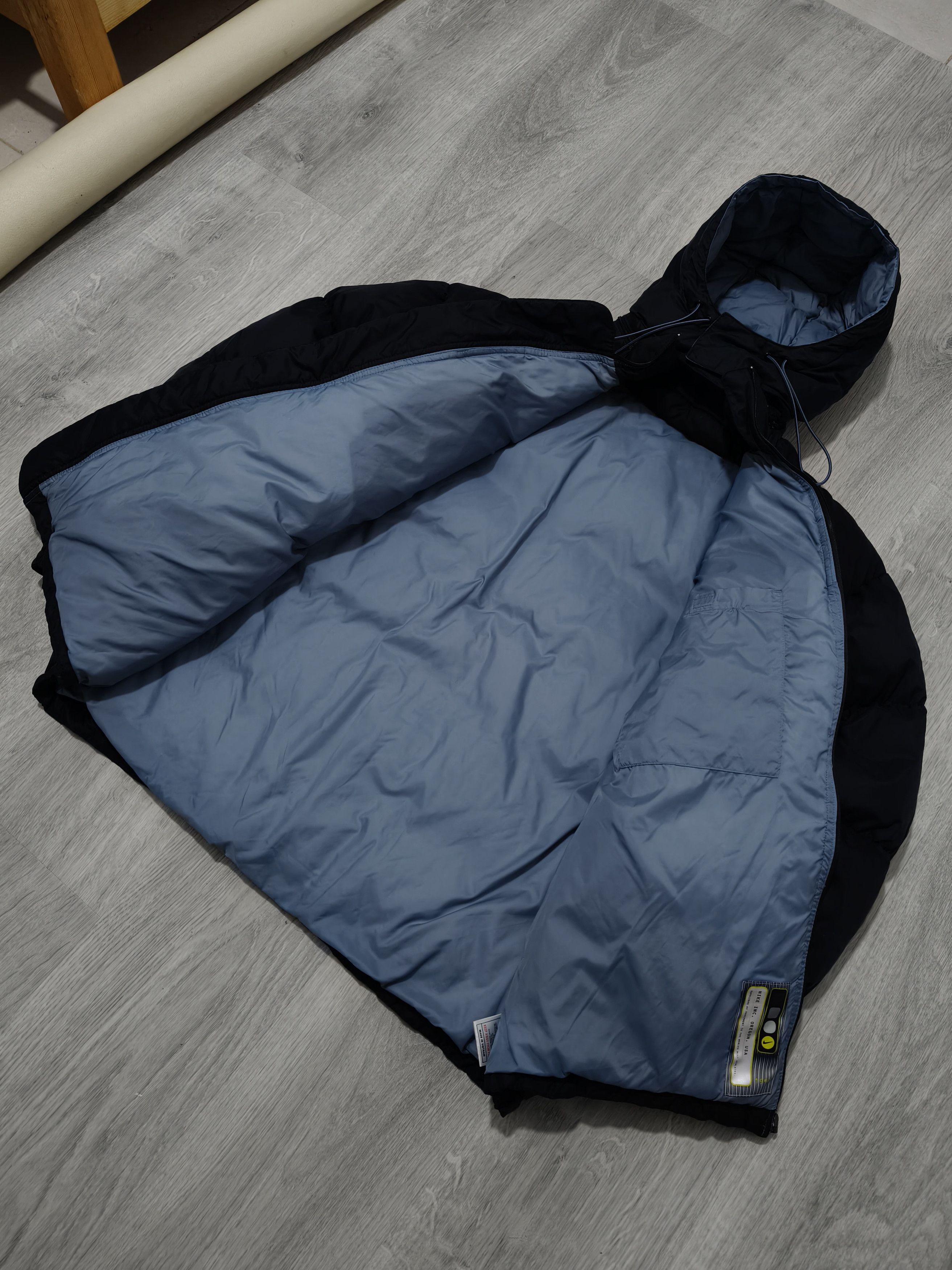 Nike ''RARE'' Vintage 1999 Nike Oregon USA Puffer Down Jacket Size US XL / EU 56 / 4 - 6 Thumbnail