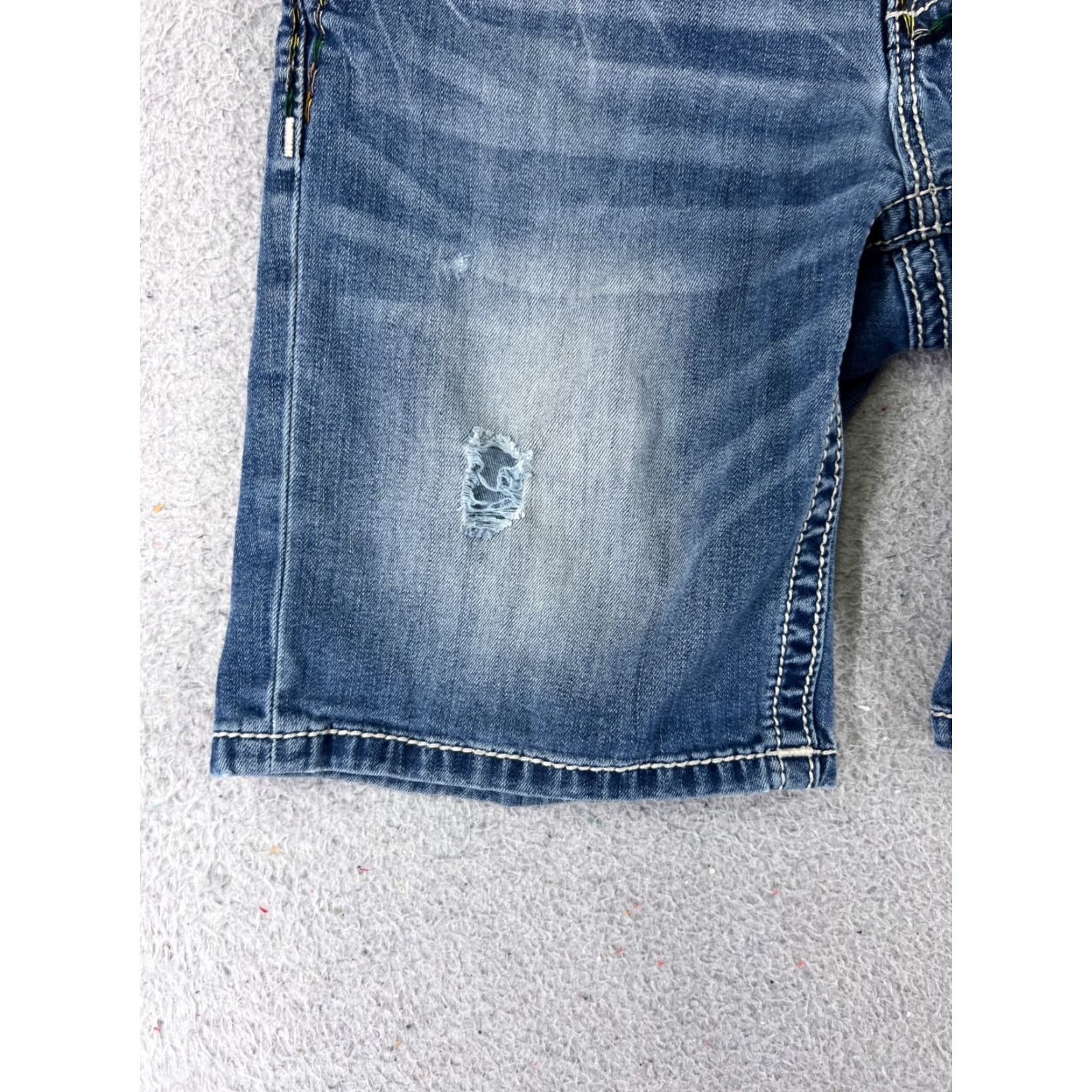 Miss Me VINTAGE Miss Me Shorts Womens Denim Blue 28x8 Jeans Embellished Bling Cotton Blend 5-Pocket Cut-Off Jeans Womens Cross 28 Mens? Size 28" / US 6 / IT 42 - 3 Thumbnail