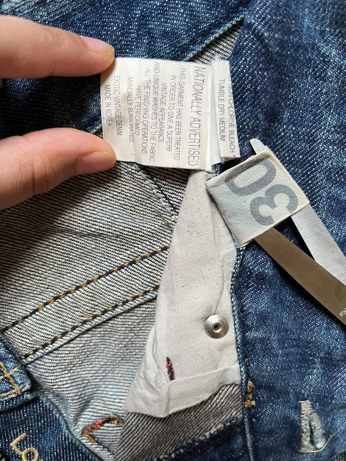 Japanese Brand Vintage Japanese Brand Rusty Mud Wash Distressed Loose Jeans Size US 33 - 11 Thumbnail
