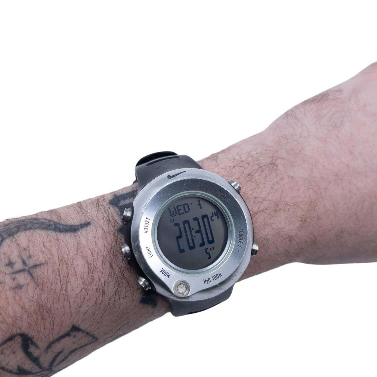 Nike Vintage Nike Oregon Series Digital Metal Watch Size ONE SIZE - 7 Thumbnail
