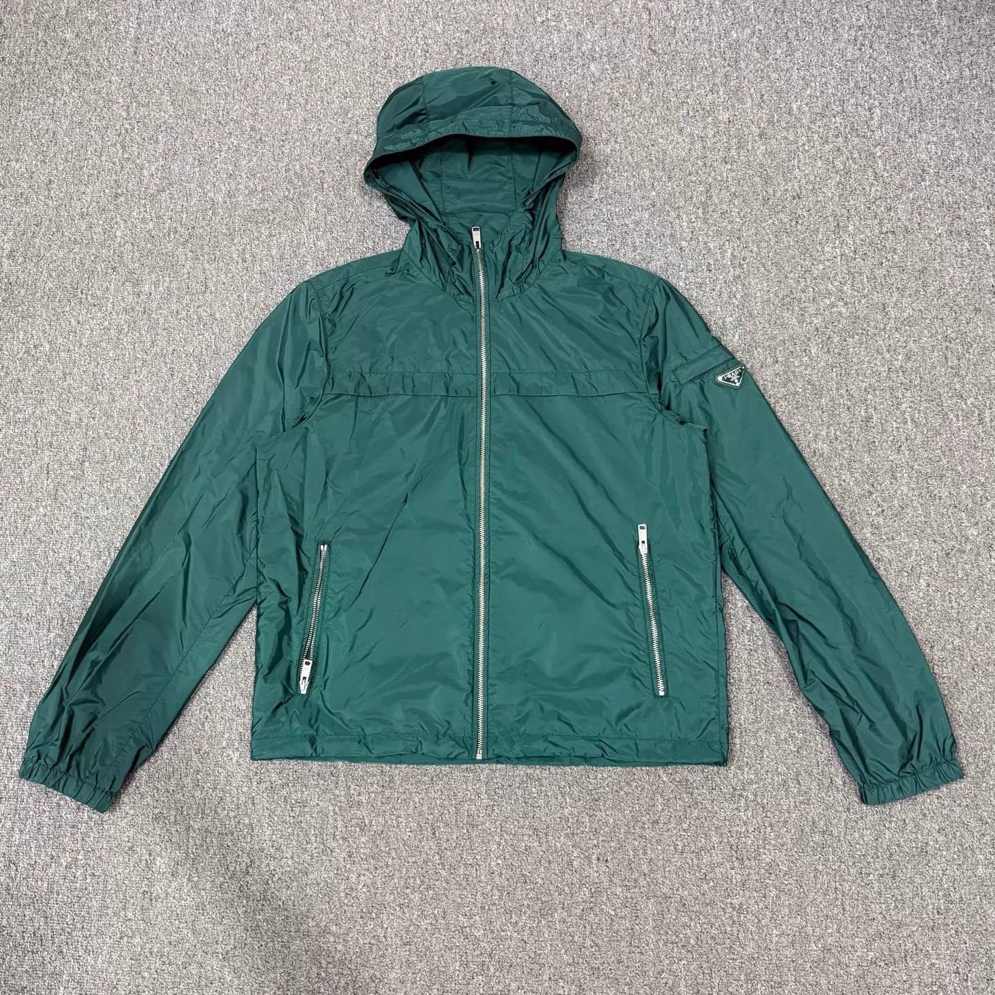 Prada Prada Green Triangle Logo Nylon Jacket Size 50 Size US M / EU 48-50 / 2 - 1 Thumbnail