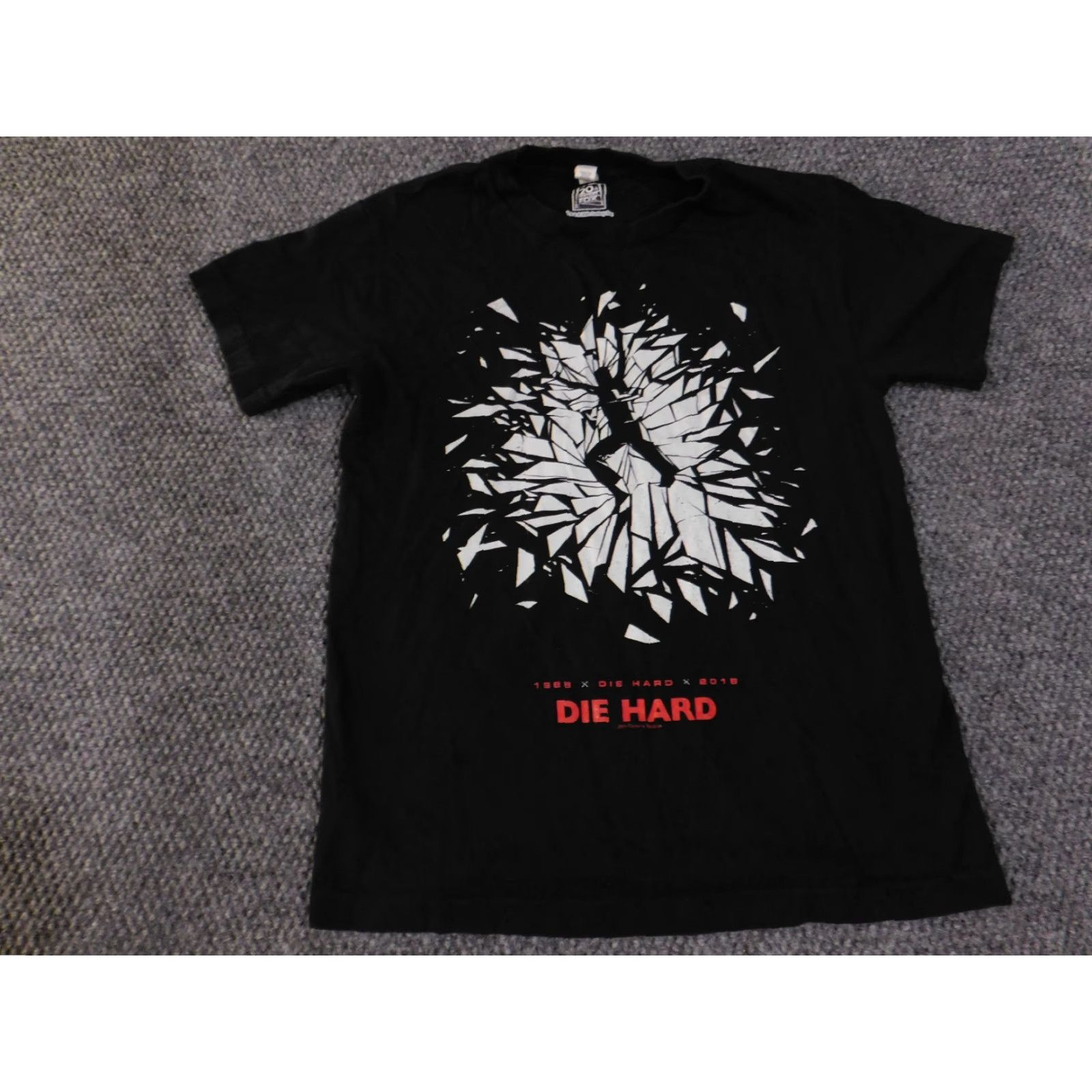 Vintage Fox 20th Century T Shirt Mens Small Black Die Hard Graphic Movie Bruce Willis Short Sleeve Crew Neck Cotton Size US S / EU 44-46 / 1 - 4 Thumbnail