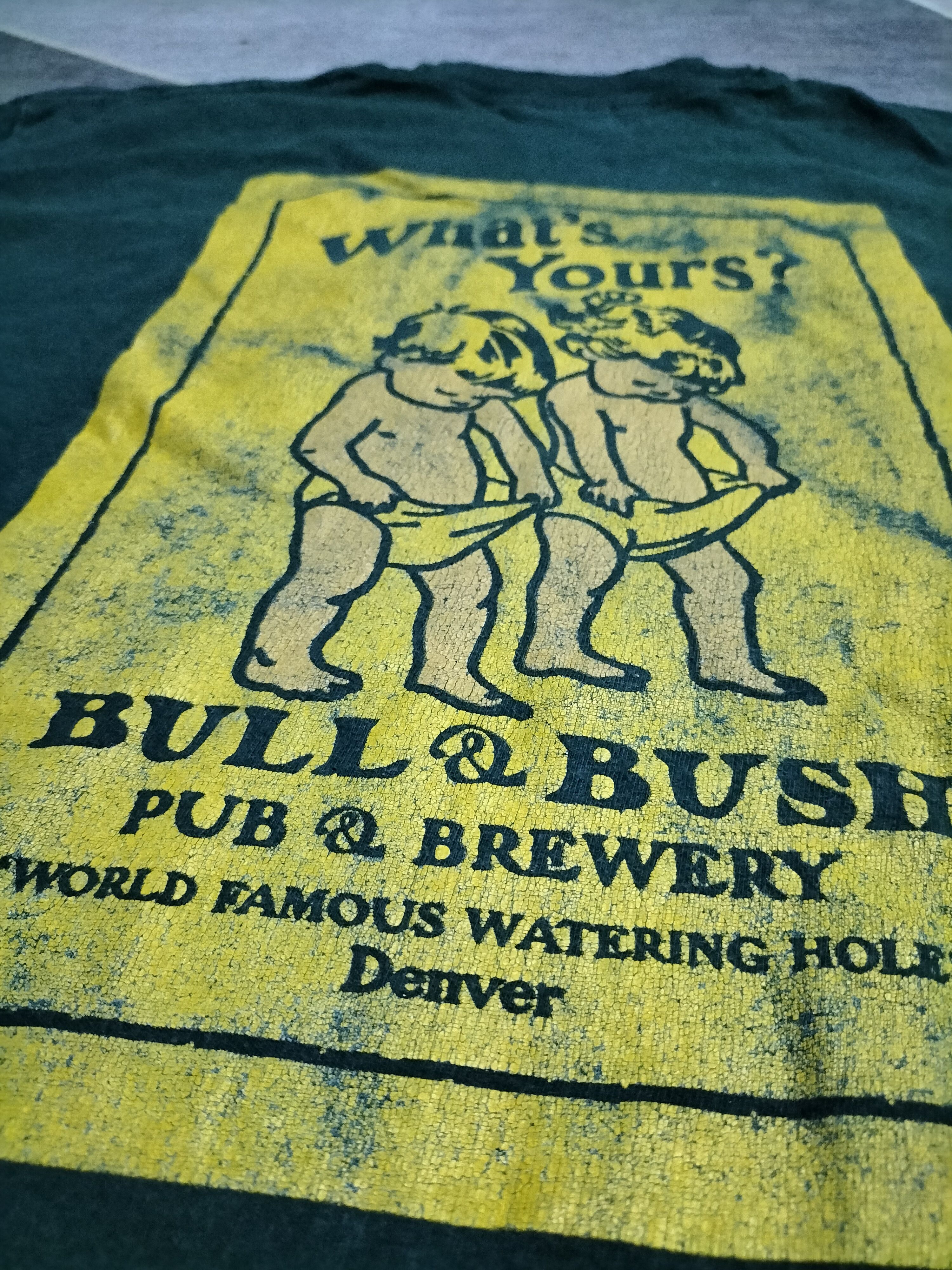 Hanes × Vintage Vintage Bull & Bush Fashion pubs Inspired Size US M / EU 48-50 / 2 - 9 Thumbnail