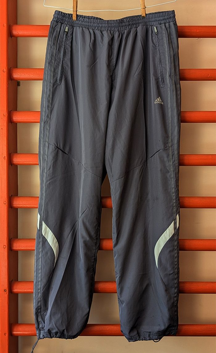 Adidas Vintage Adidas Nylon Baggy trackpants Size US 34 / EU 50 - 1 Thumbnail