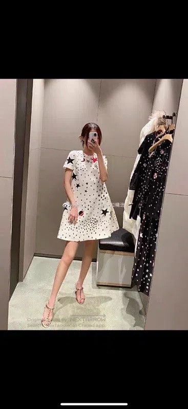 Valentino Valentino White dress embroidered with stars Size S / US 4 / IT 40 - 9 Thumbnail