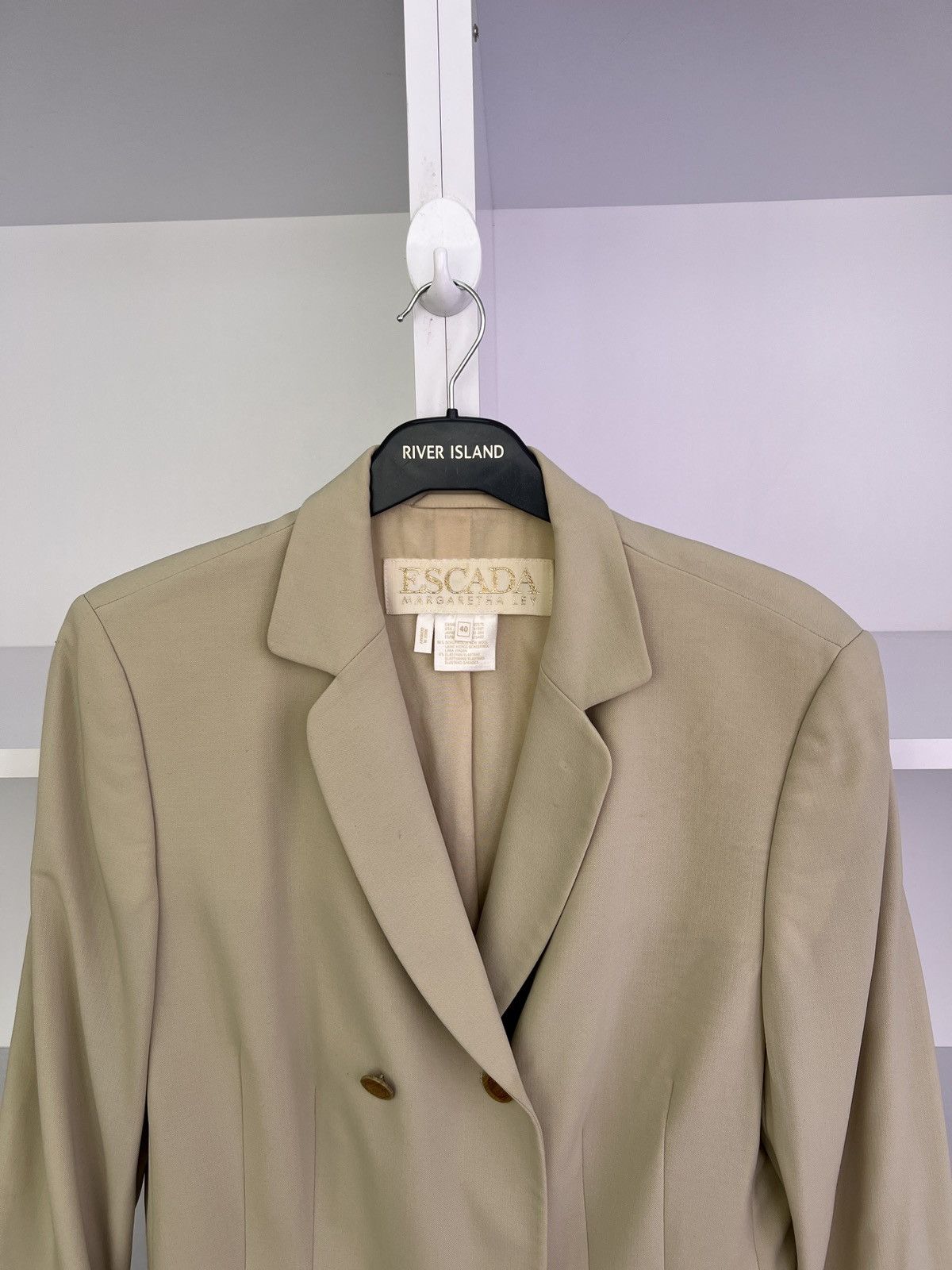 Designer × Escada × Vintage Vintage ESCADA Women's Beige Wool Blazer Jacket Size S / US 4 / IT 40 - 7 Thumbnail