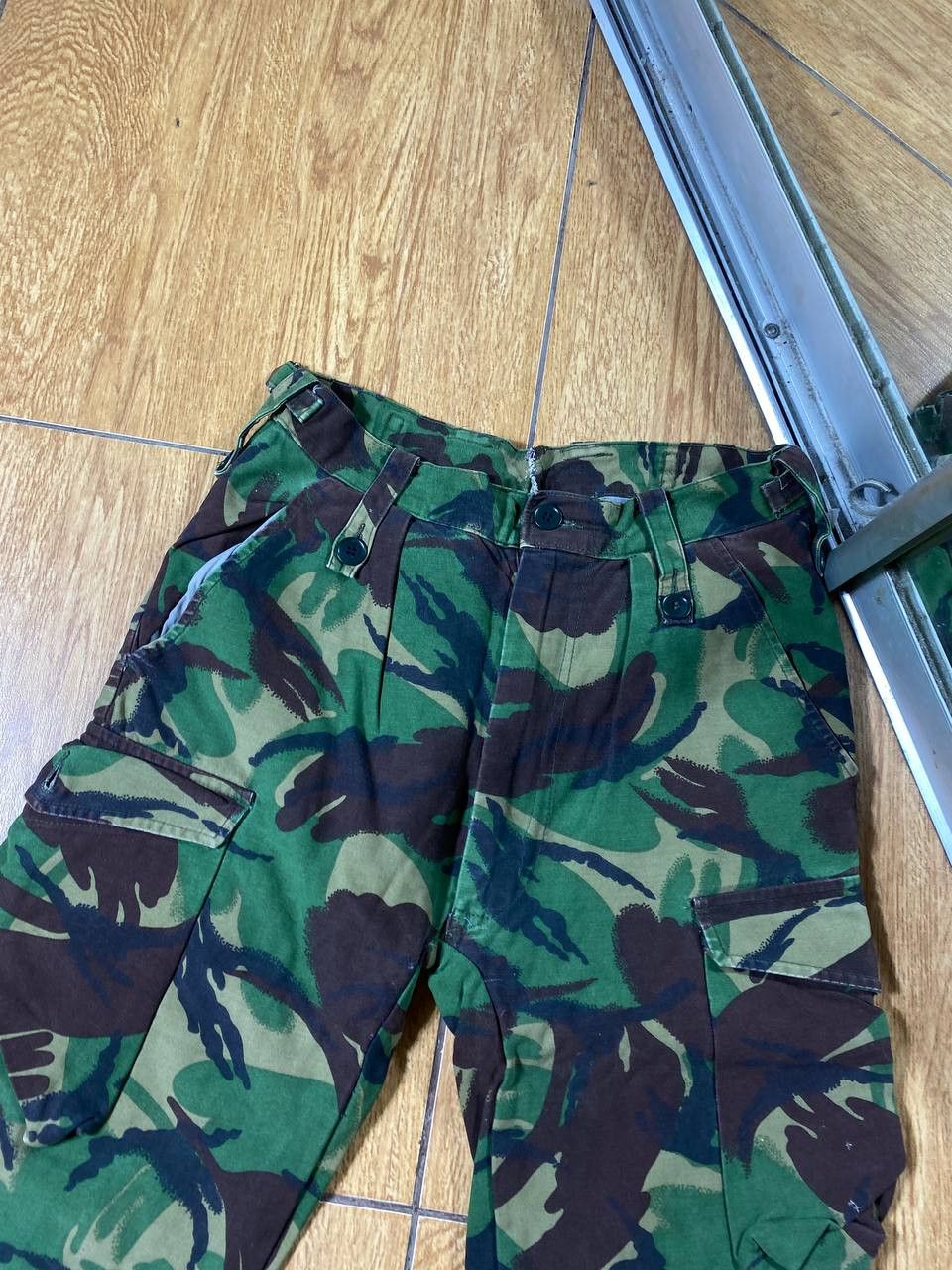 Vintage Vintage Cargo Shorts Rare Washed Size US 32 / EU 48 - 11 Thumbnail