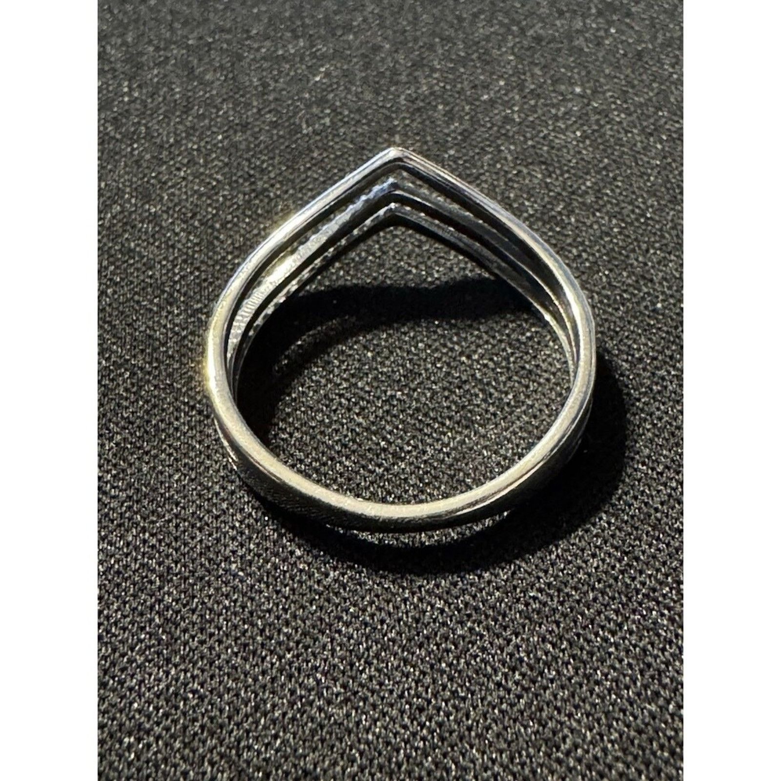 Other 925 Sterling Silver Chevron Style 3 Wire Ring Size 7 Size ONE SIZE - 4 Thumbnail