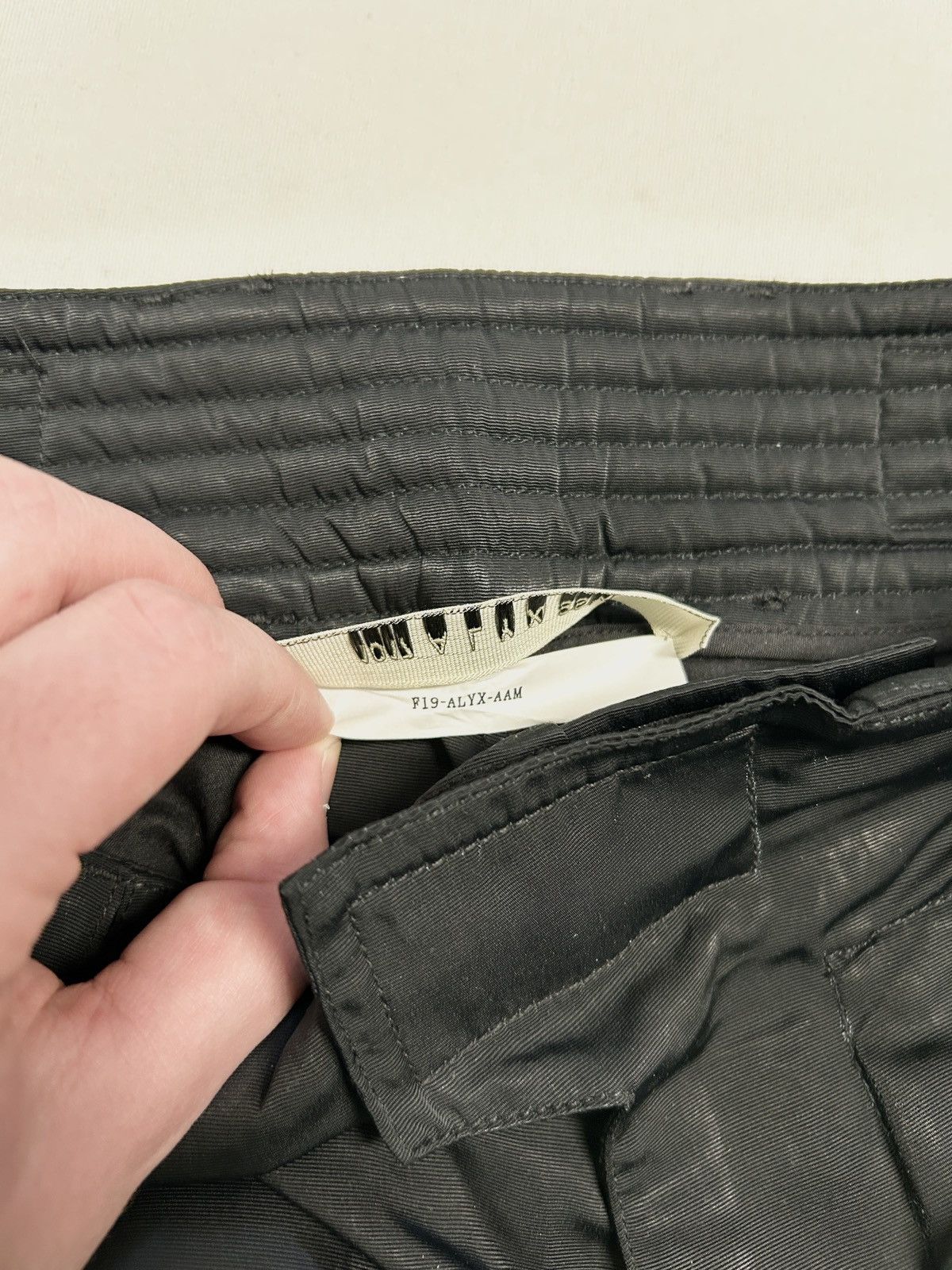 1017 ALYX 9SM FW2019 Tactical Velcro Cargo Pants Size US 30 / EU 46 - 6 Thumbnail