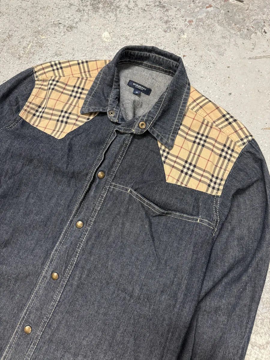 Burberry 2000s Burberry Tartan Blue Denim Shirt Size US M / EU 48-50 / 2 - 8 Thumbnail