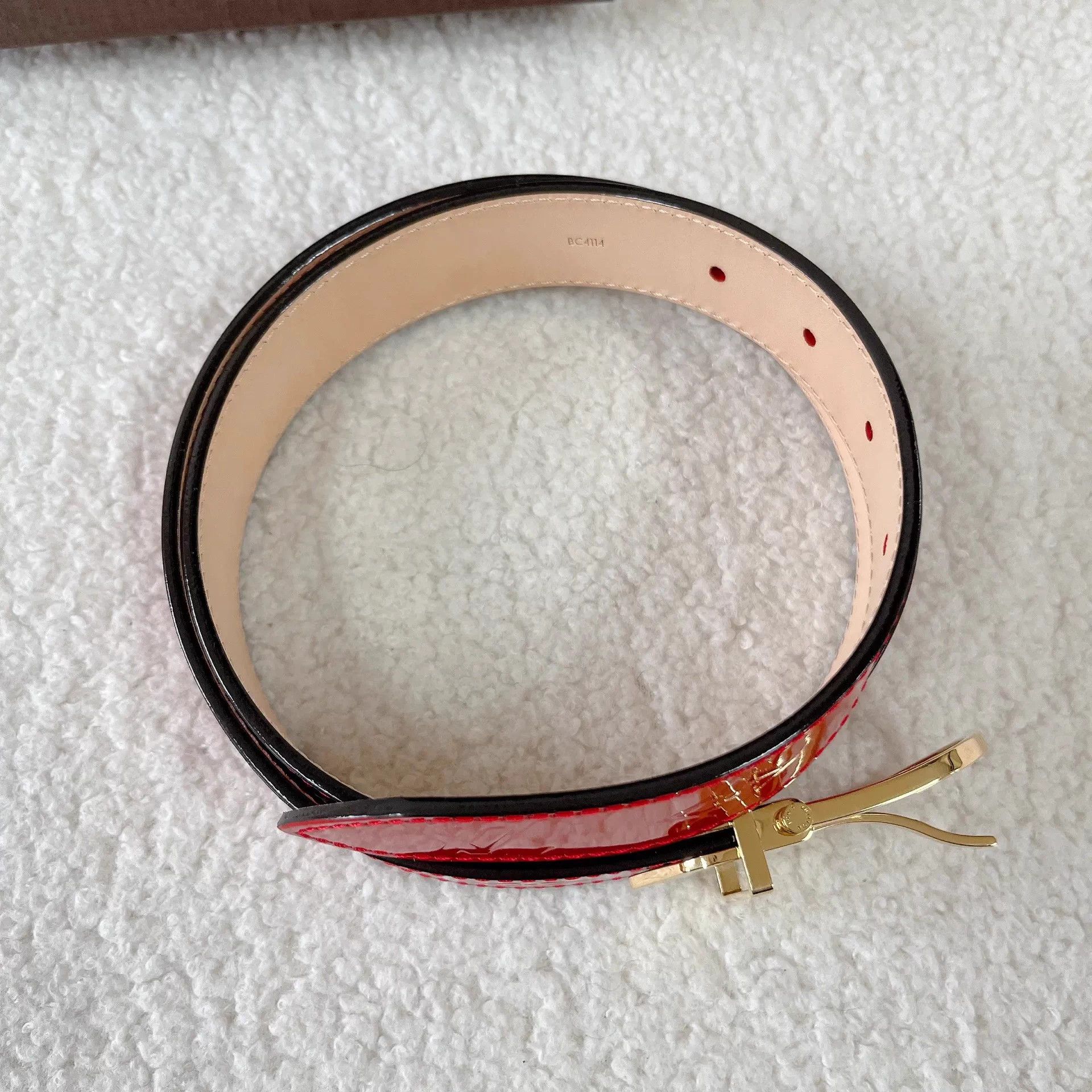 Louis Vuitton LV Red Patent Leather Belt Pre-owned 80/32 Size ONE SIZE - 5 Thumbnail