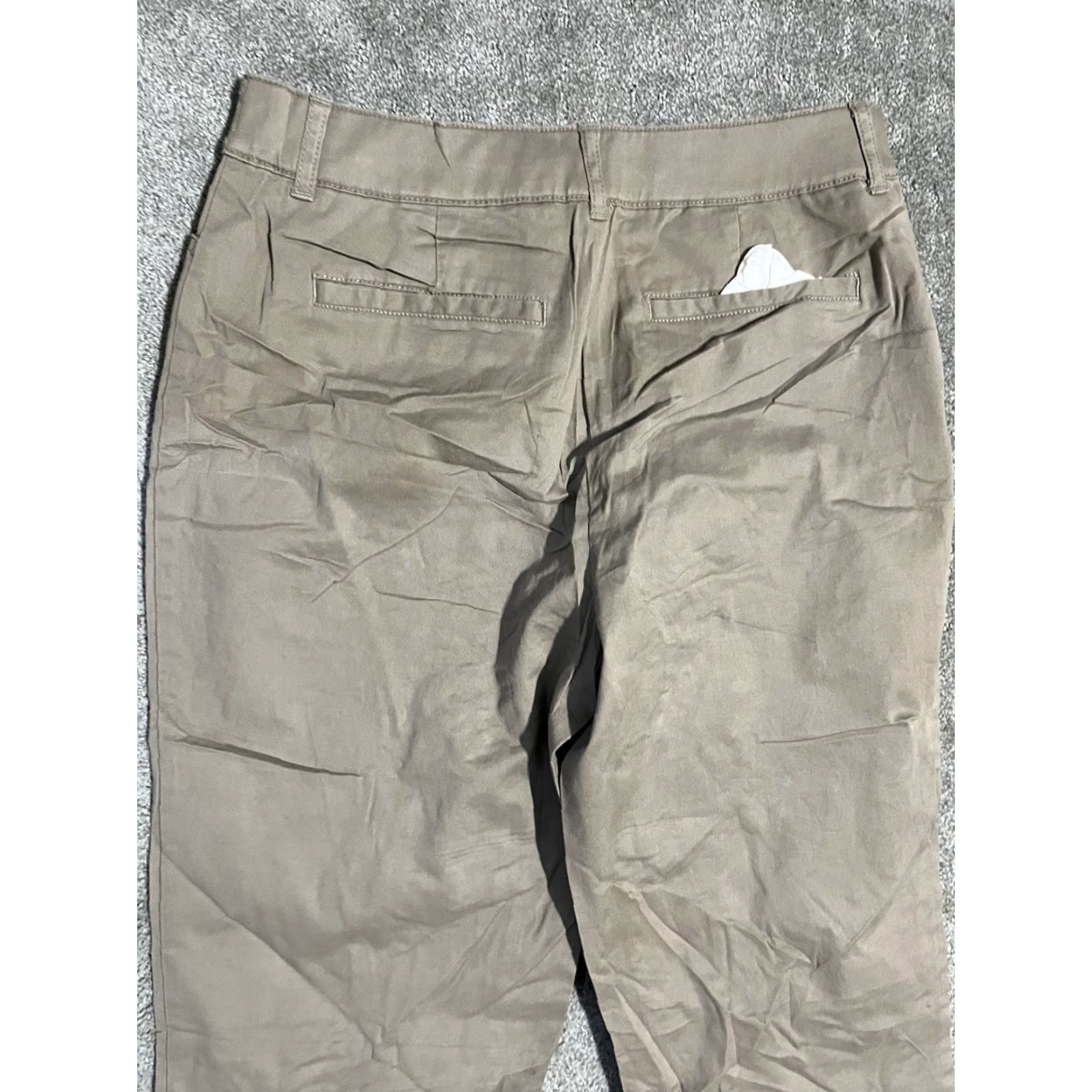 Croft & Barrow Croft & Barrow Capris Womens 4 Khaki Classic Fit Stretch Straight Leg Size 27" / US 4 / IT 40 - 4 Thumbnail