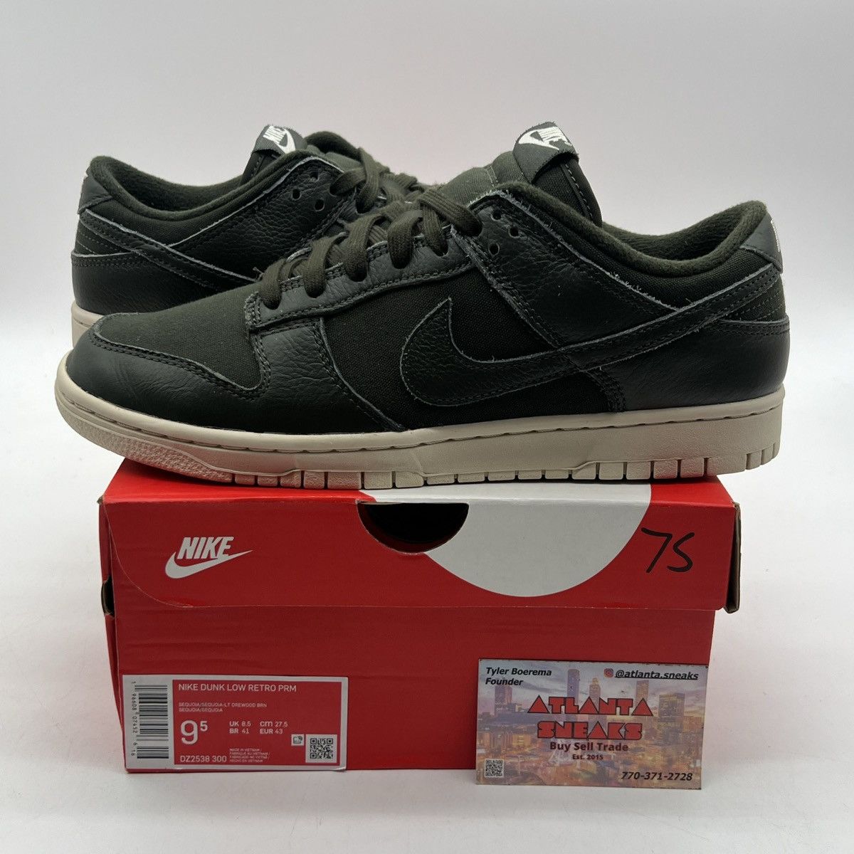 Nike Nike dunk low sequoia Size US 9.5 / EU 42-43 - 1 Thumbnail