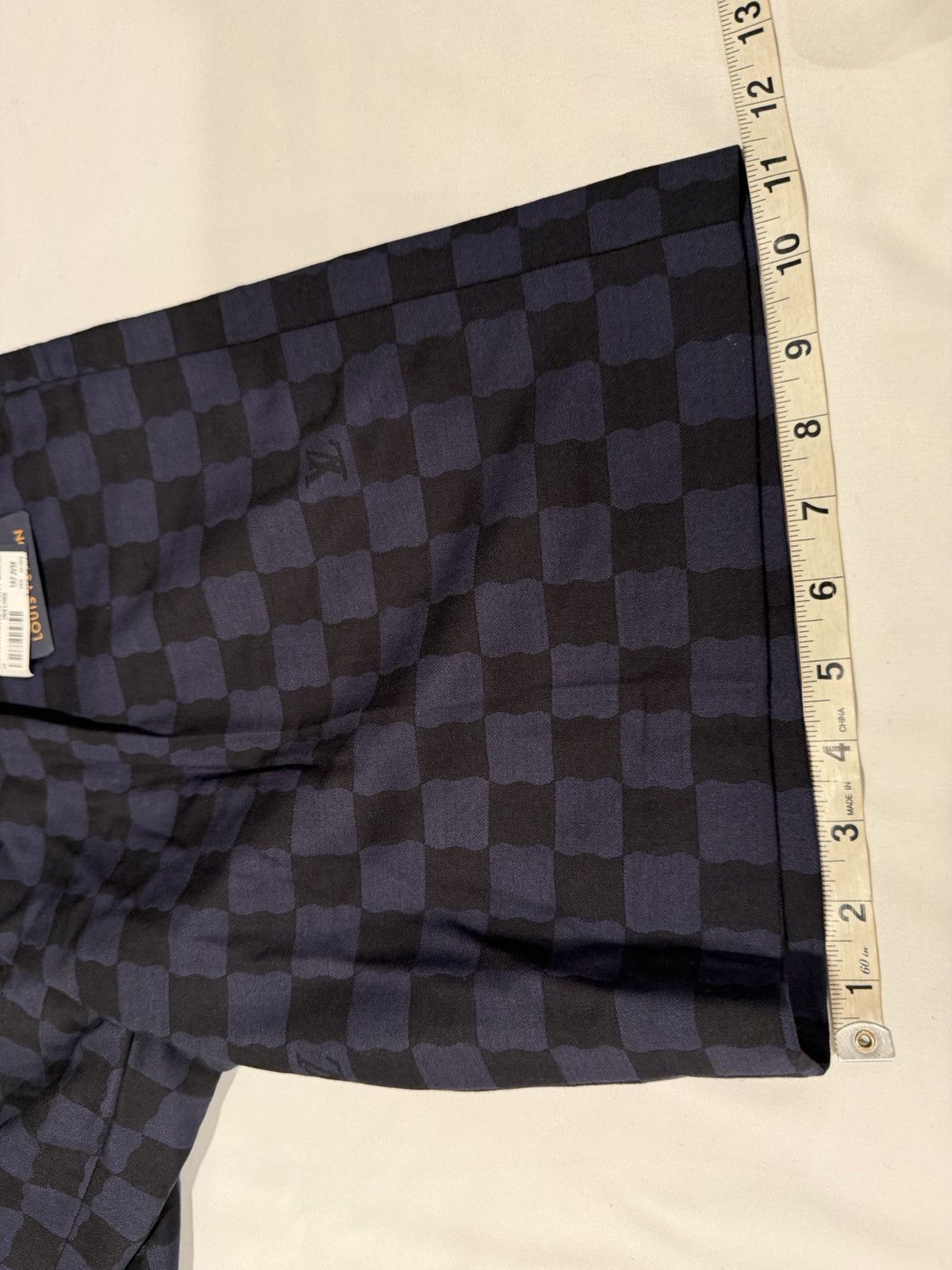 Louis Vuitton Louis vuitton mens shorts 48/32. $1490 Size US 32 / EU 48 - 4 Thumbnail