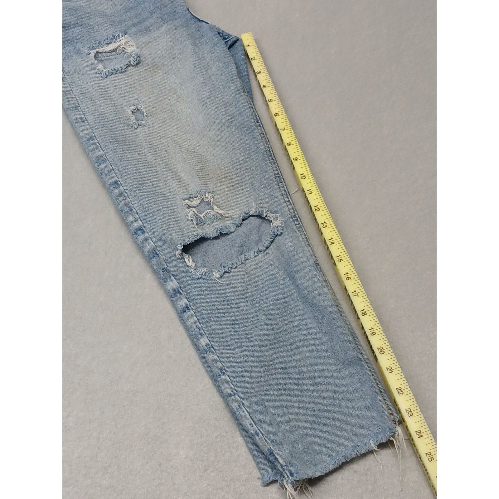 Forever 21 Forever 21 (24) Rugged Relaxed High Ankle Blue Denim Jeans Size 24" / US 00 / IT 34 - 4 Thumbnail