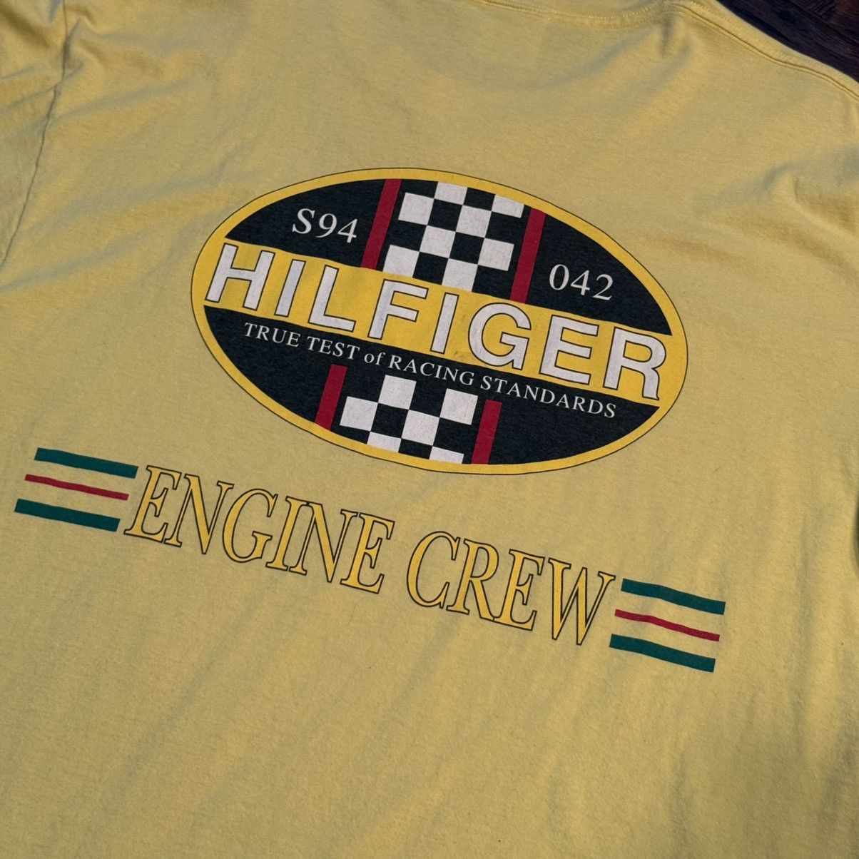 Other Vintage Tommy Hilfiger Engine Crew Castrol F1 Racing Tee Size US L / EU 52-54 / 3 - 7 Thumbnail