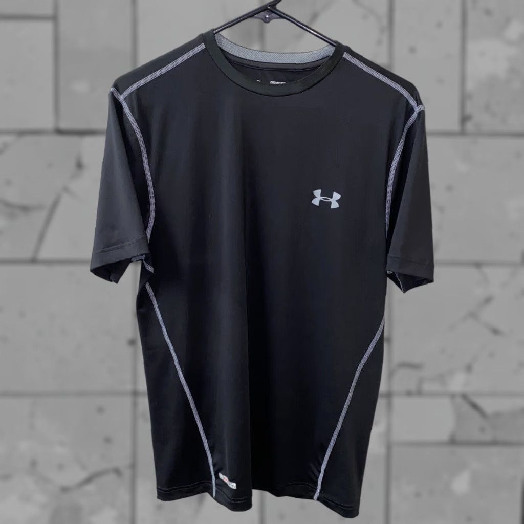 Under Armour Under Armour Mens Black Fitted Short Sleeve Basic T-Shirt Size M Size US M / EU 48-50 / 2 - 1 Thumbnail