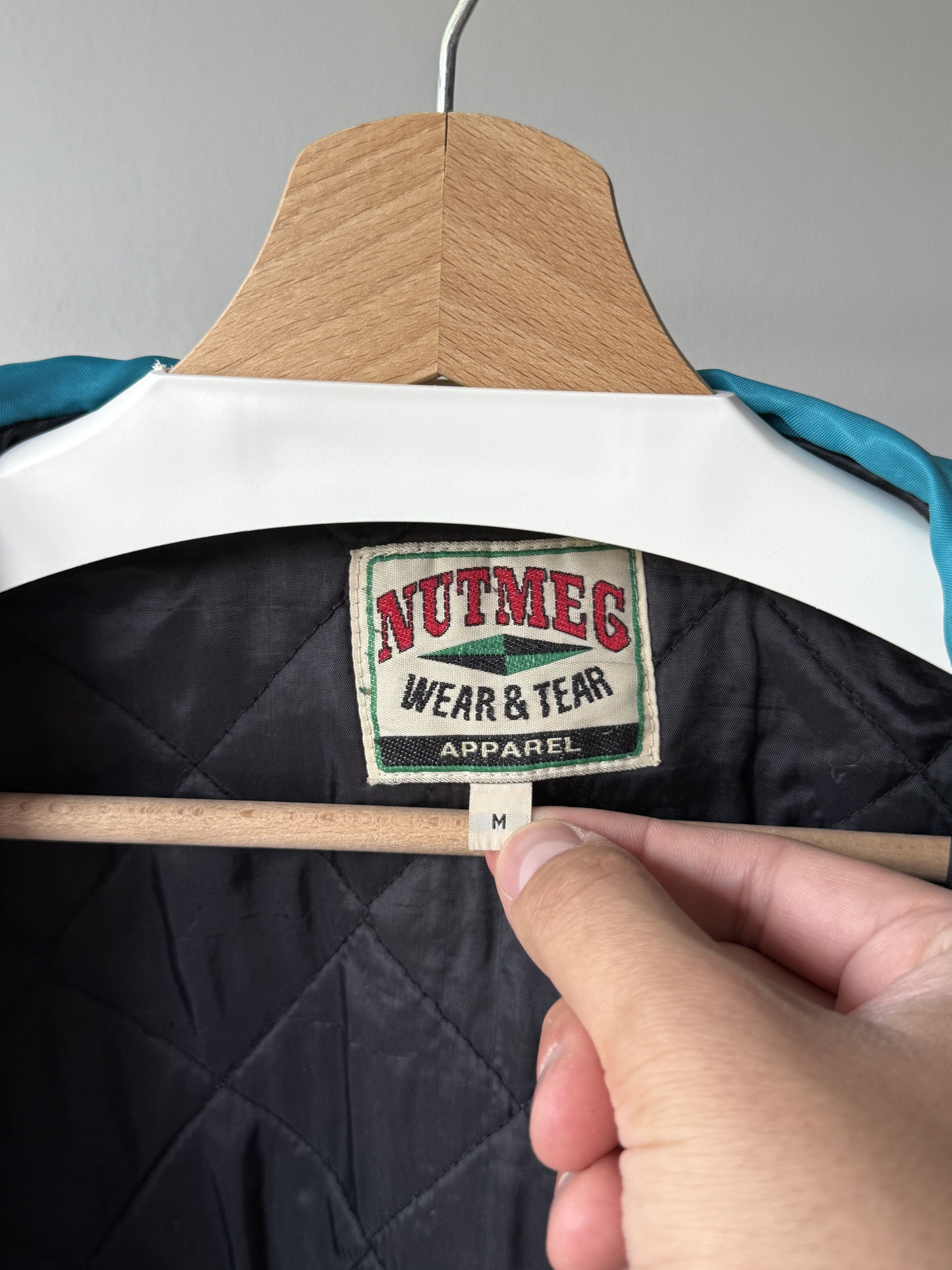 NBA × Nutmeg × Vintage Vintage Nutmeg Apparel Charlotte Hornets NBA Two Tone Jacket Size US M / EU 48-50 / 2 - 22 Thumbnail