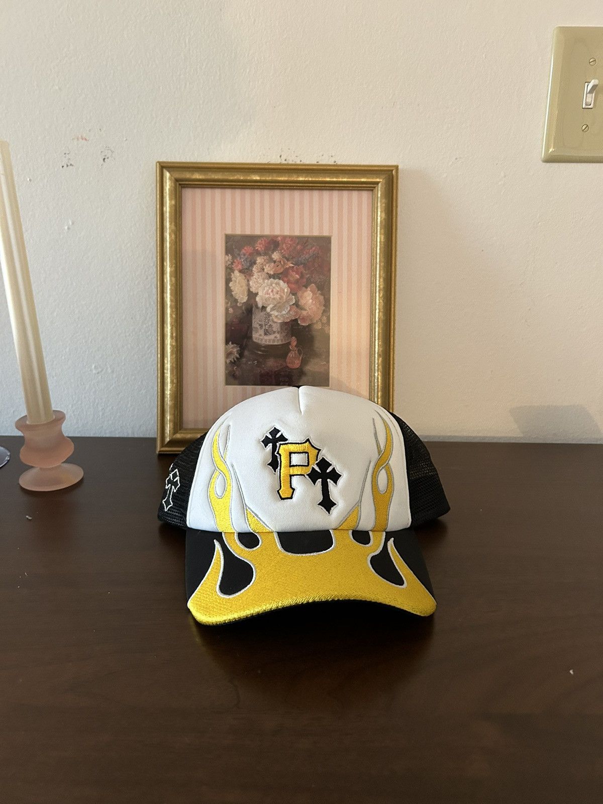 Designer Flame Trucker Hats Size ONE SIZE - 3 Thumbnail