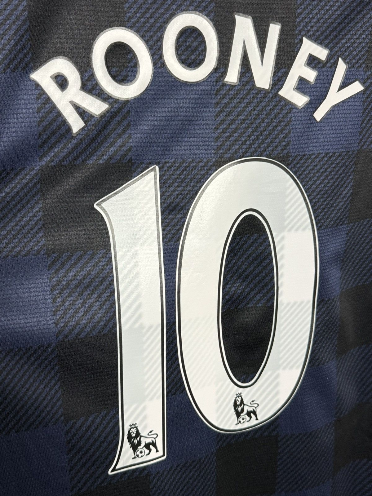 Nike Manchester United 13/14 Away Rooney Football Jersey Size US S / EU 44-46 / 1 - 3 Thumbnail