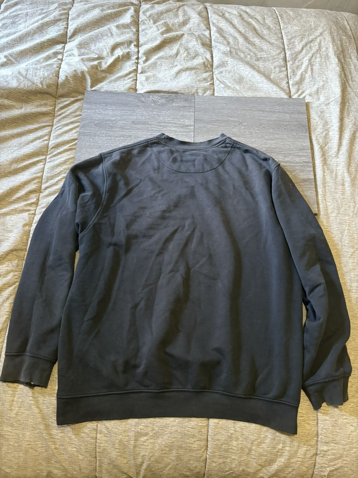 Nike vintage nike crewneck / size L - black Size US L / EU 52-54 / 3 - 3 Thumbnail