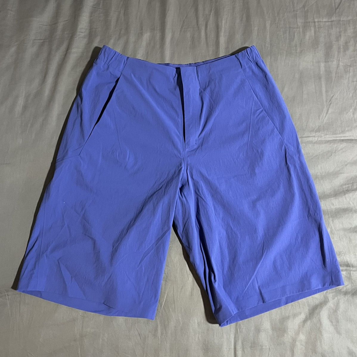 Veilance Arc’teryx Veilance Spere LT Shorts in Tidal Blue Size US 29 - 1 Thumbnail