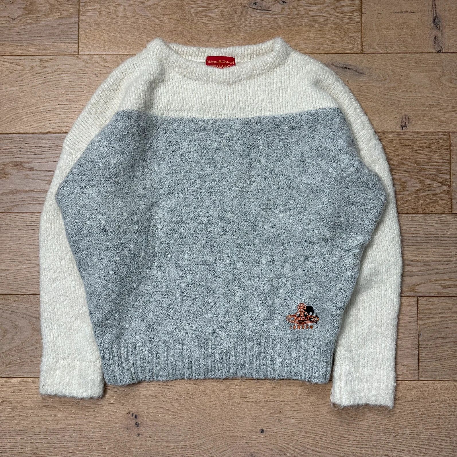 Vivienne Westwood Vivienne Westwood Red Label Sweater Knit Wool Cream Grey Size M / US 6-8 / IT 42-44 - 1 Thumbnail