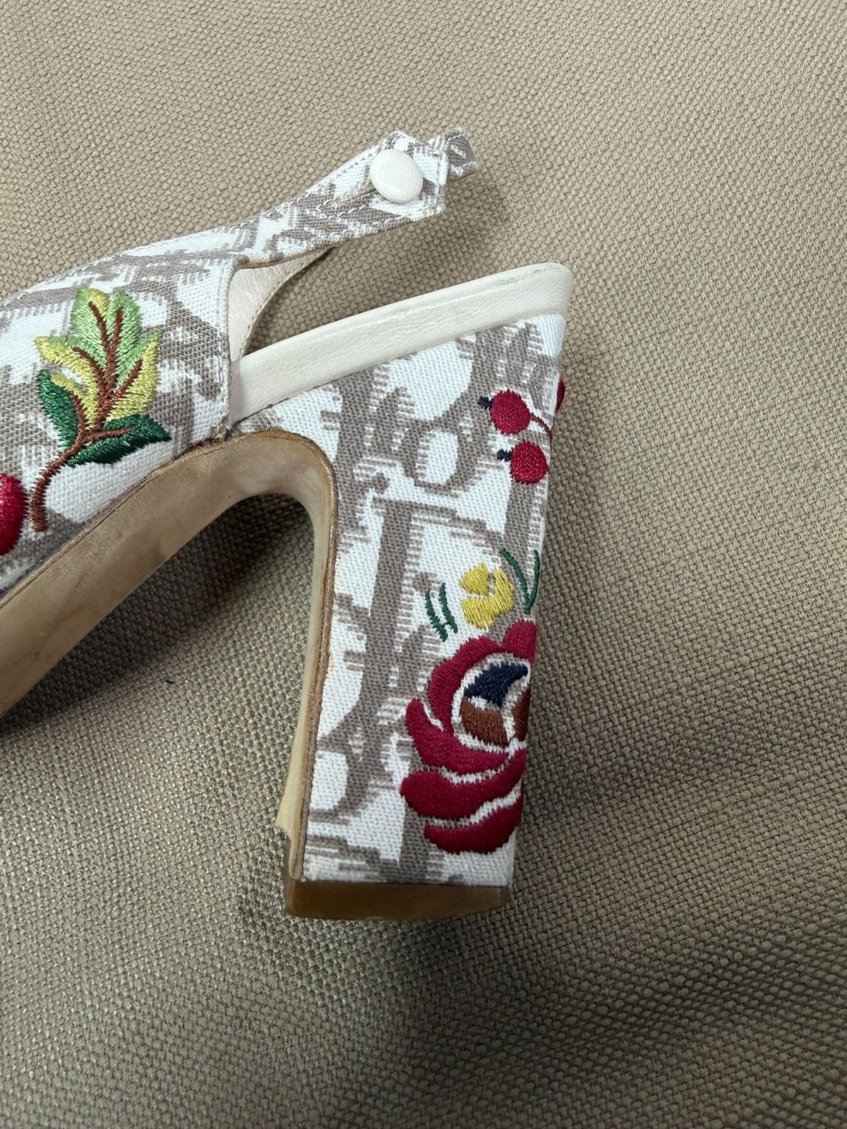 Dior Christian Dior Vintage Floral Logo High Heeled Shoes Size US 5.5 / IT 35.5 - 3 Thumbnail