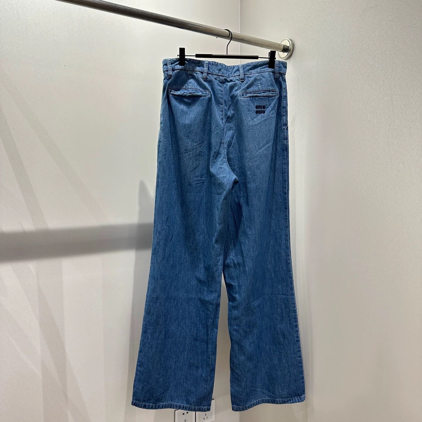 Miu Miu Miu Miu mar262 logo embroidery denim pants 38S Size 26" / US 2 / IT 38 - 1 Thumbnail