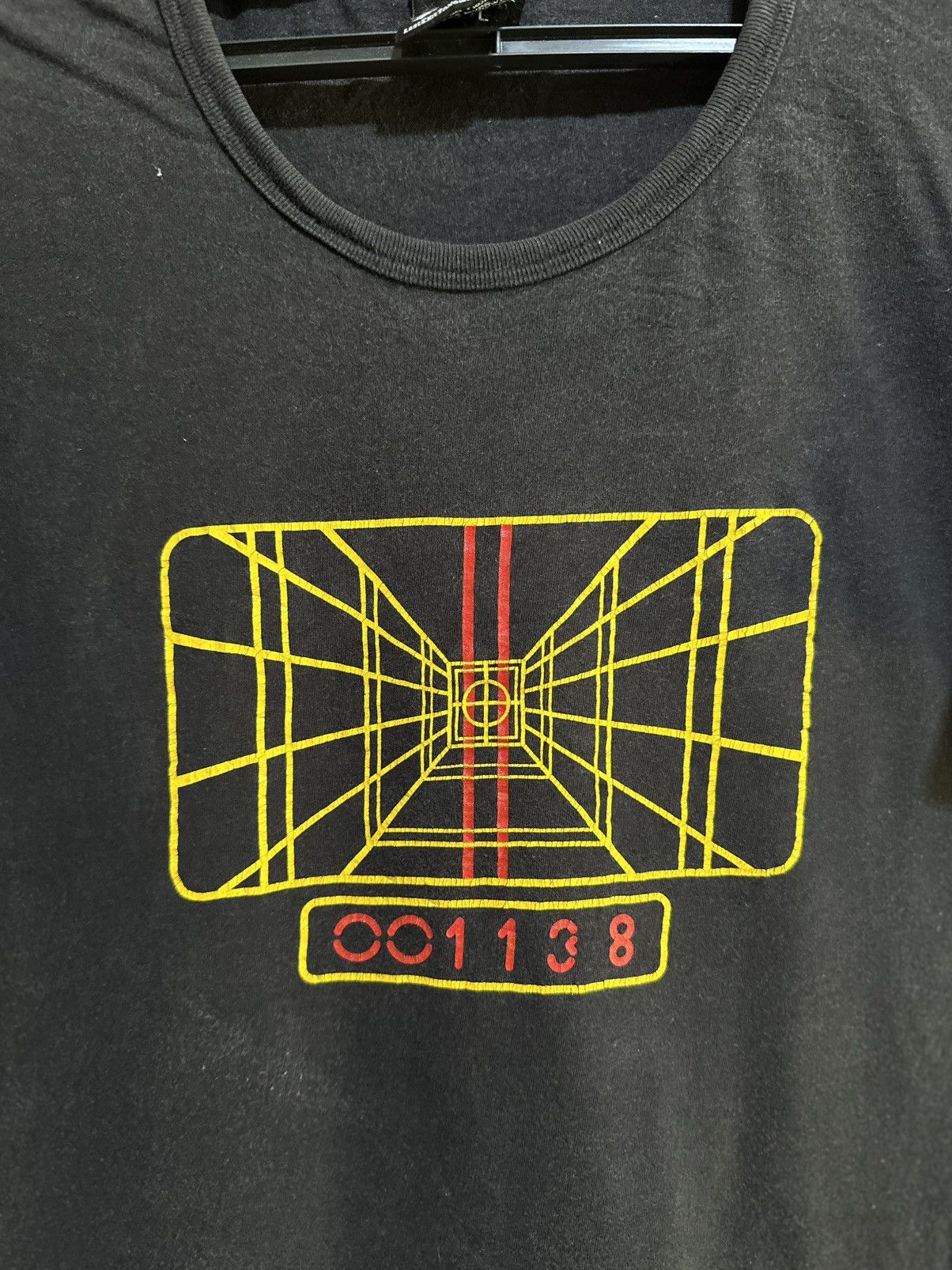 Band Tees Thrashed Vintage Death Star Targeting Faded Grunge Tee Size US L / EU 52-54 / 3 - 2 Thumbnail