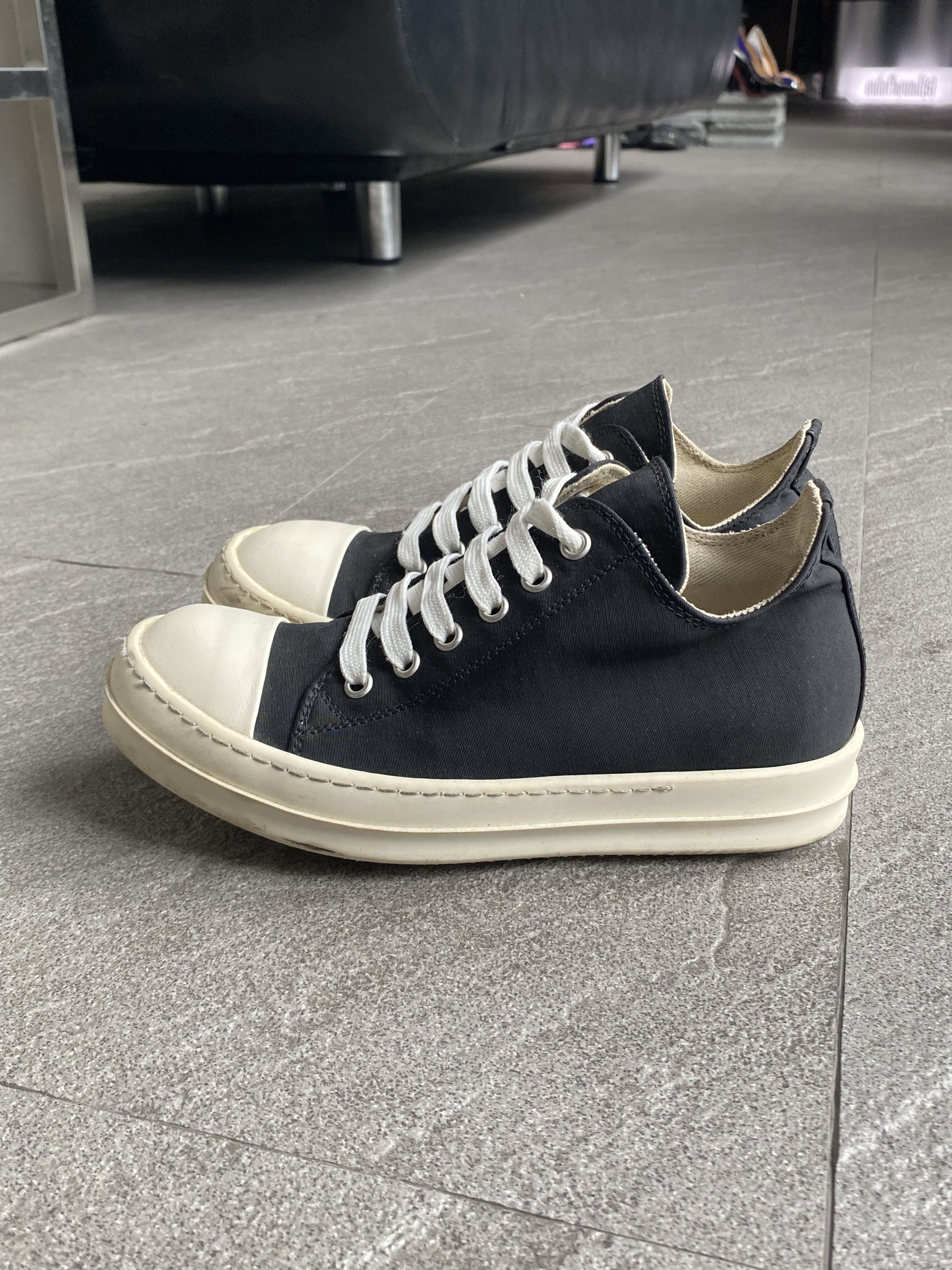 Rick Owens Drkshdw *Smallest size* Rick Owens DRKSHDW Low Ramones Black Canvas Size US 5 / IT 35 - 1 Thumbnail