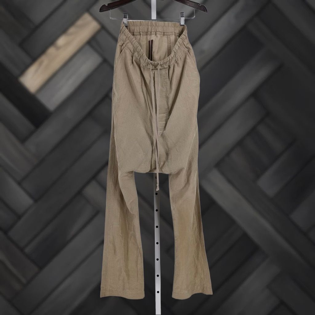 Rick Owens Rick Owens NASKA SS 12 Vanilla Silk Cotton Seersucker Jogger Pants Unisex Adults 46 30in Inseam Vanilla Seersucker Jogger Pants Mens Womens Size US 30 / EU 46 - 1 Thumbnail