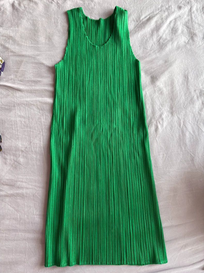 Issey Miyake issey miyake size:4 Apple green vest dress 2505-Nextarrow Size XXS / US 00 / IT 34 - 1 Thumbnail
