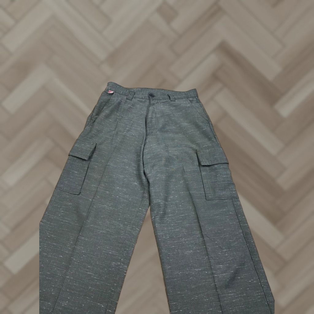 Vintage VINTAGE Kikwear Cargo Pants Pants 31x30 Olive Green 90s Grunge Hip Hop Mens Wide-Leg Baggy Y2K #8133 Size US 31 - 1 Thumbnail