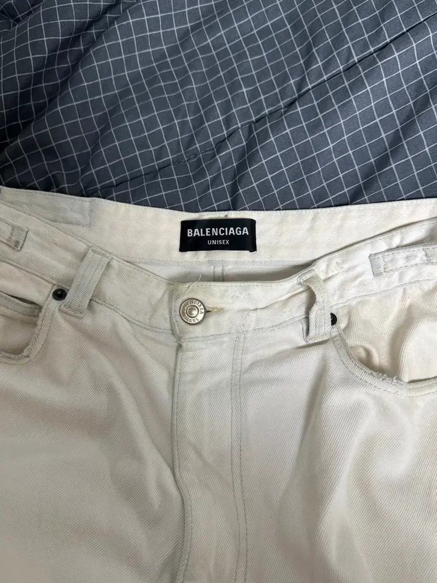 Balenciaga Balenciaga Convertible oversized cargo denim pants Size US 33 - 4 Thumbnail