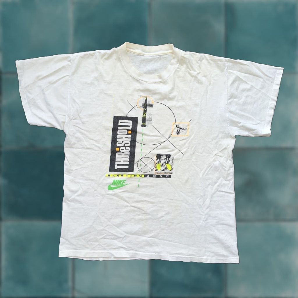 Nike Nike T Shirt Mens 90s Vintage Graphic Tee White Cotton Crew Neck Short Sleeve Size US M / EU 48-50 / 2 - 1 Thumbnail