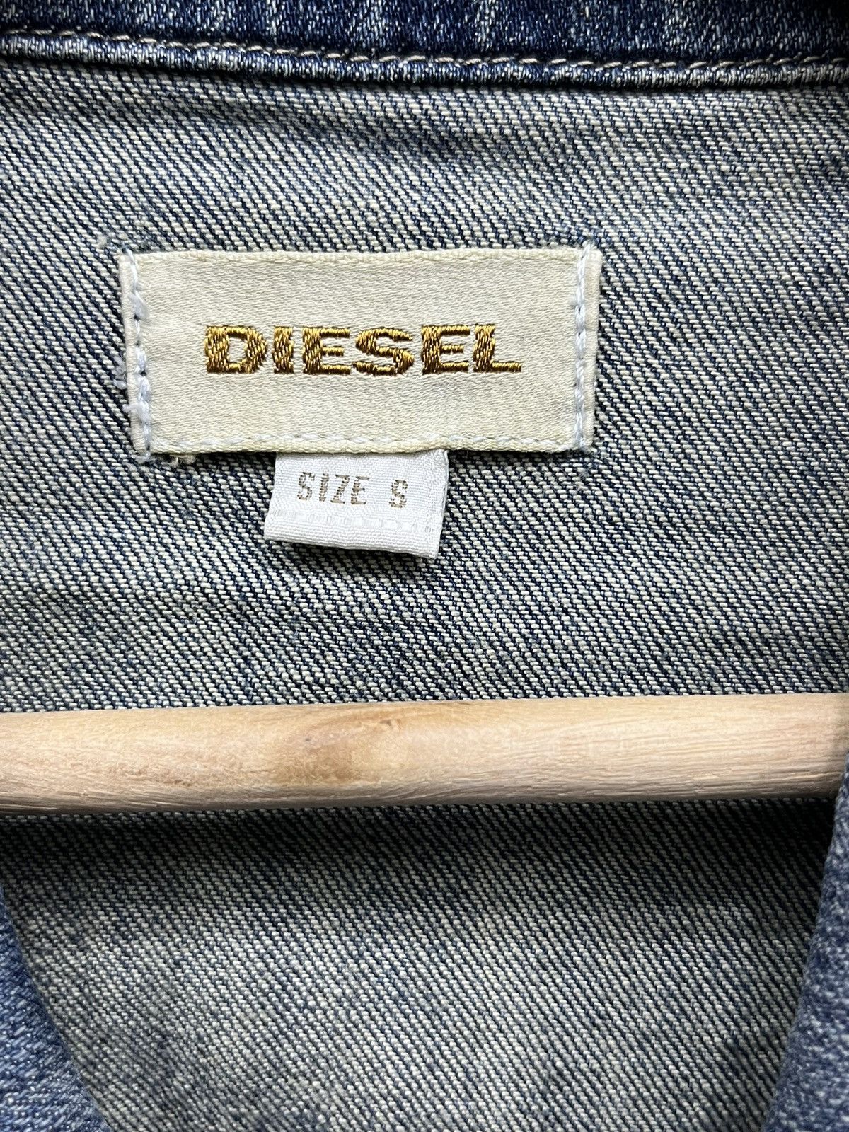 Diesel Vtg DIESEL Long Stretch Denim Shirt Punk Destroyed Design Size S / US 4 / IT 40 - 10 Thumbnail