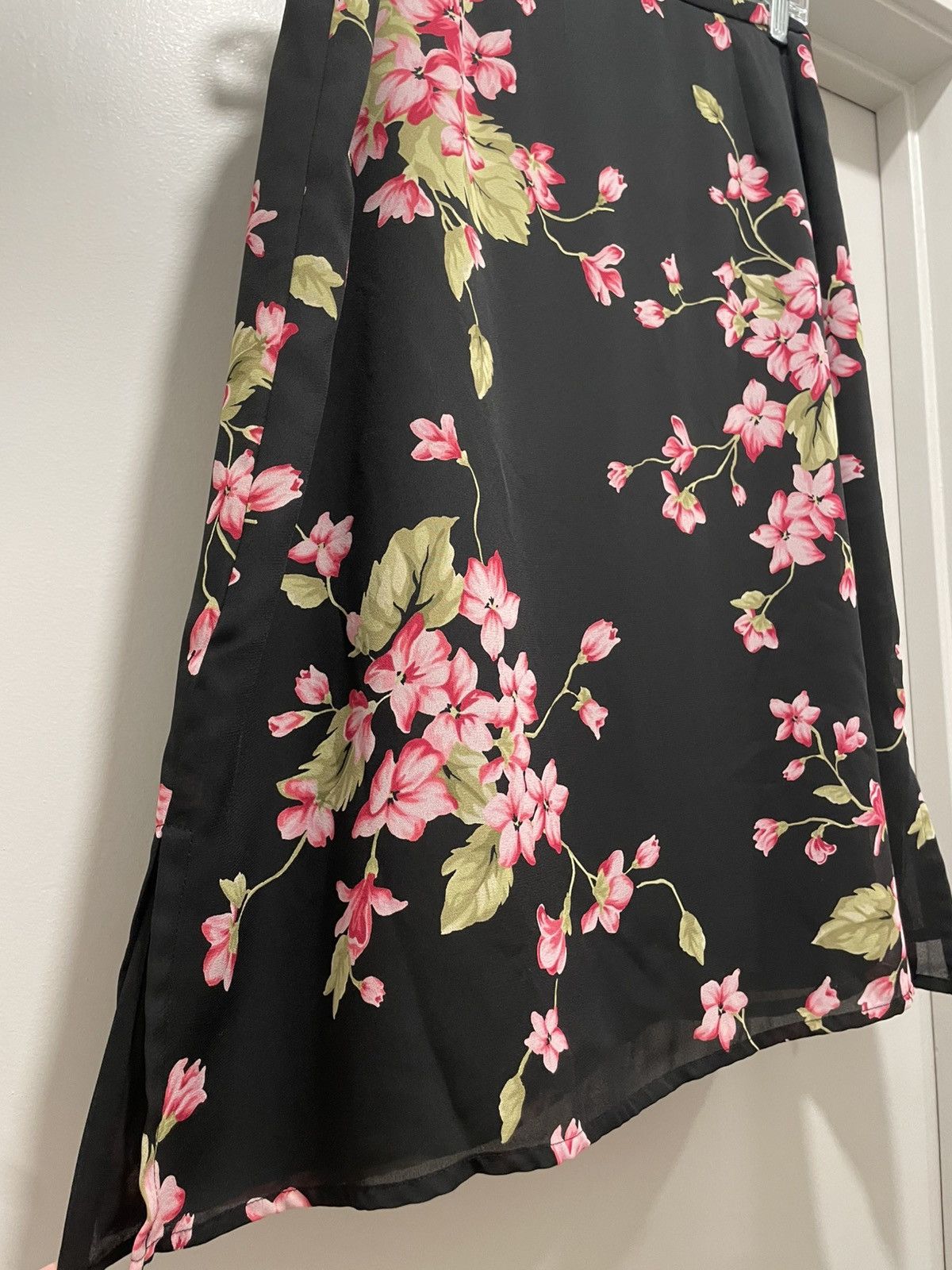 Vintage VTG 90s Y2K First Issue Liz Claiborne Black & Pink Skirt Size 34" / US 12 / IT 48 - 1 Thumbnail