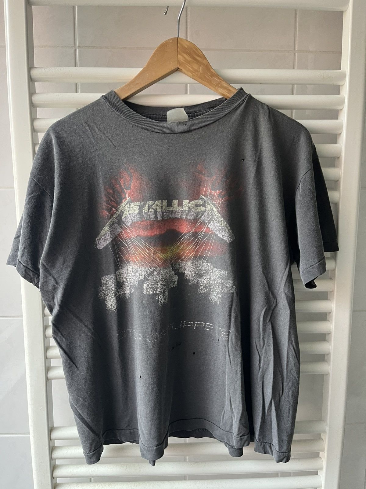 Band Tees vintage 80s metallica master of puppets t shirt Size US L / EU 52-54 / 3 - 1 Thumbnail
