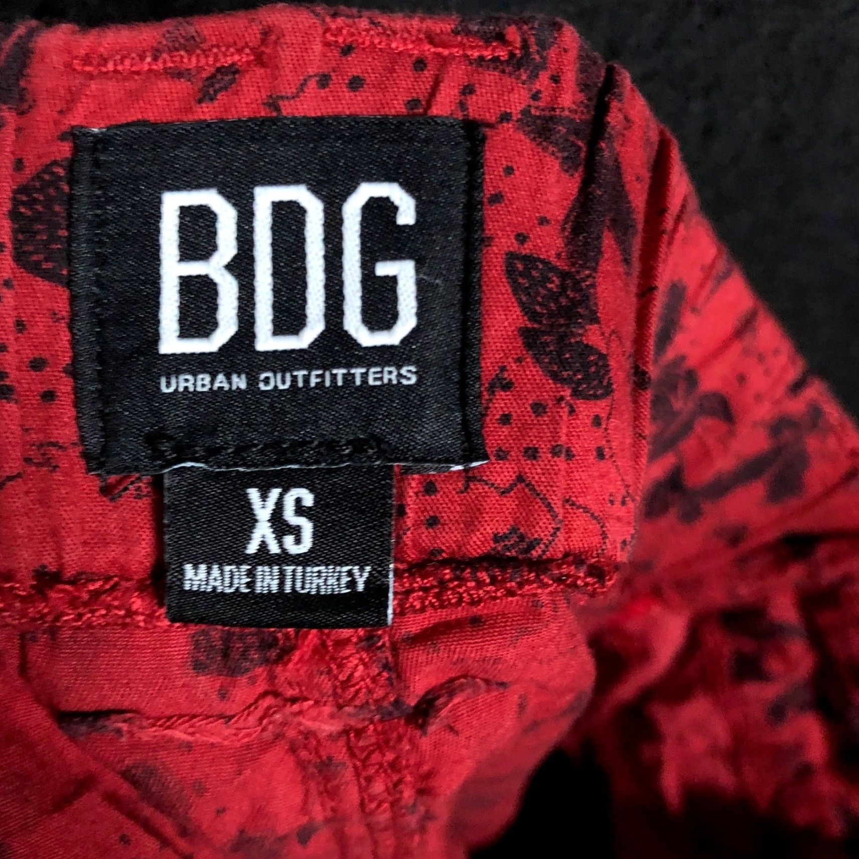 Bdg BDG Urban Outfitters Womens Pants Red Black Floral High Rise Cotton Jogger XS Womens Size 26" / US 2 / IT 38 - 4 Thumbnail