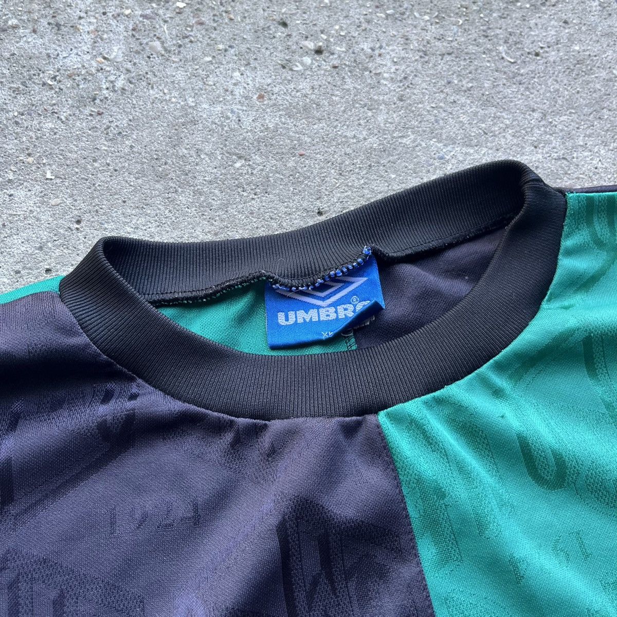 Umbro Umbro Celtic 1993/94 football soccer jersey Size US XL / EU 56 / 4 - 4 Thumbnail