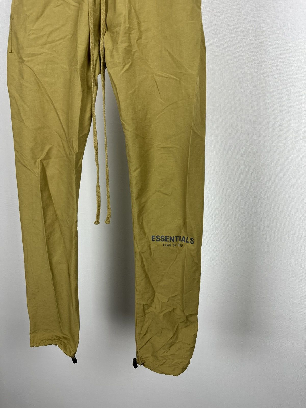 Fear of God FOG Essentials Nylon Track Pants Brown Size XS Size US 30 / EU 46 - 6 Thumbnail